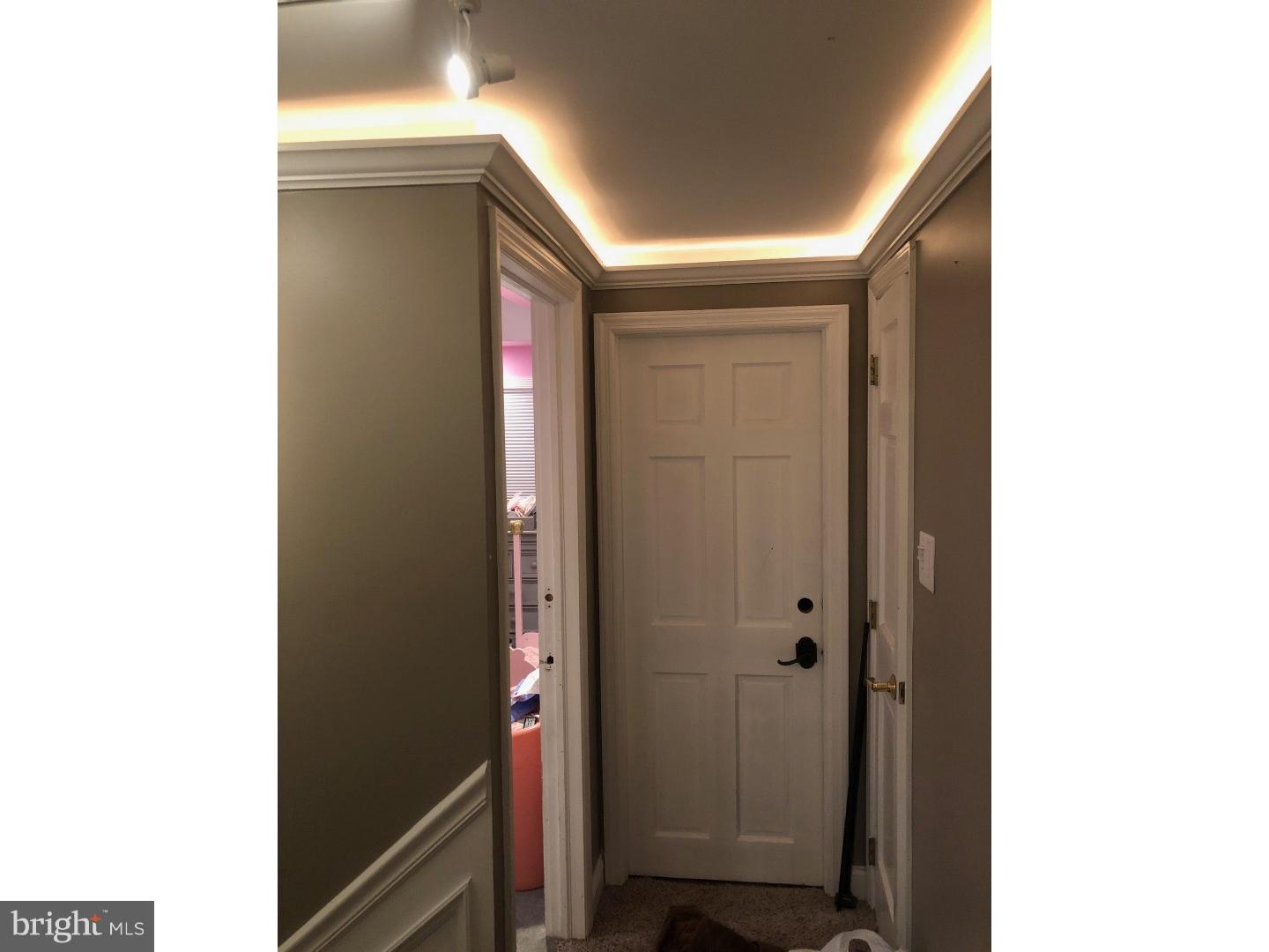 12419 Barbary Road Philadelphia, PA 19154 - Photo 11 of 12