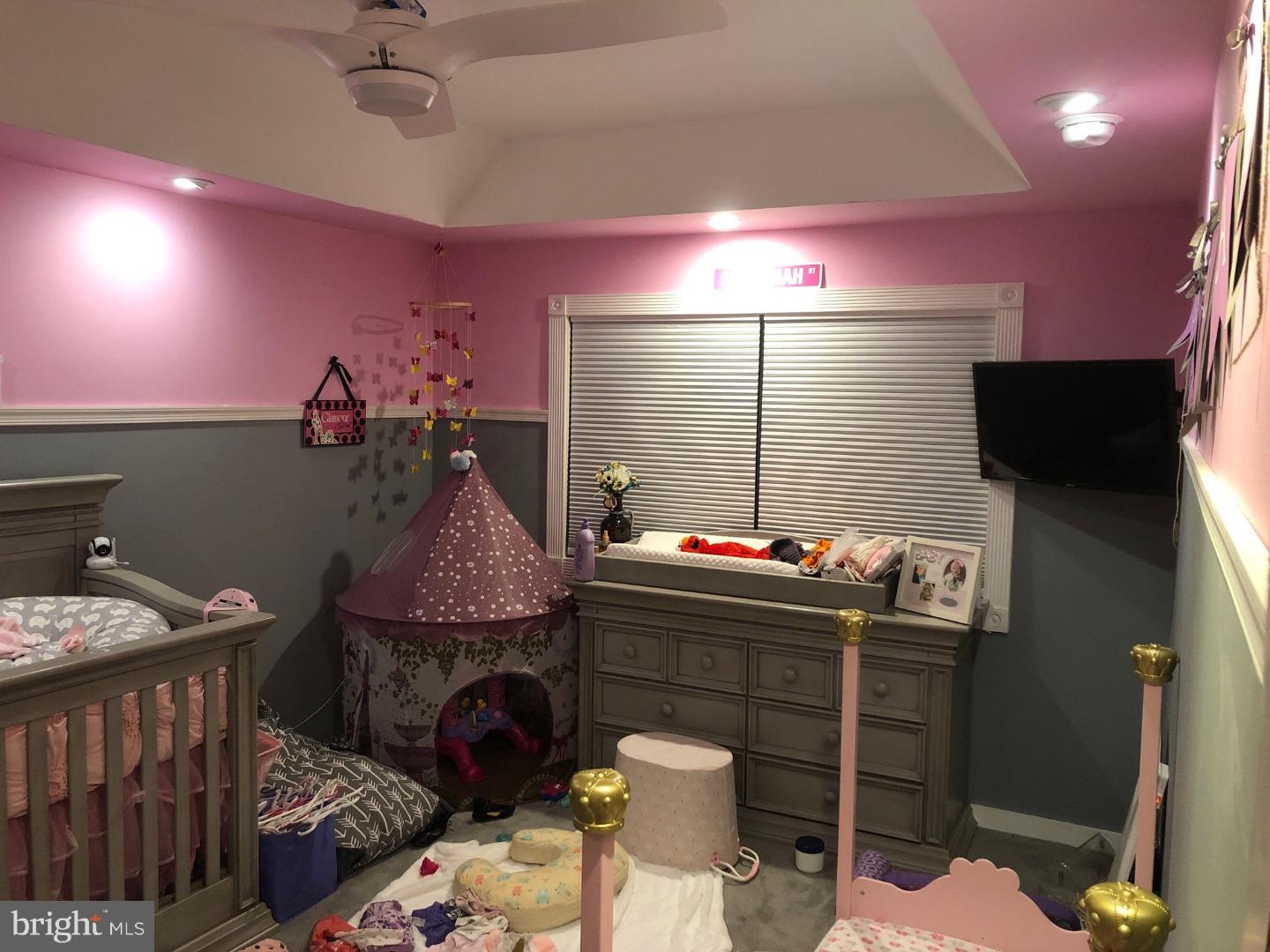 12419 Barbary Road Philadelphia, PA 19154 - Photo 10 of 12