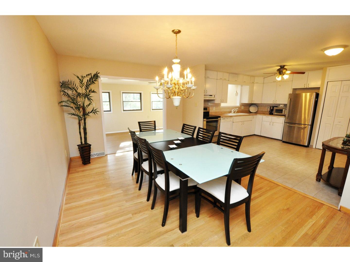 5124 Church Road Mount Laurel, NJ 08054 - Photo 6 of 22 Dining Room