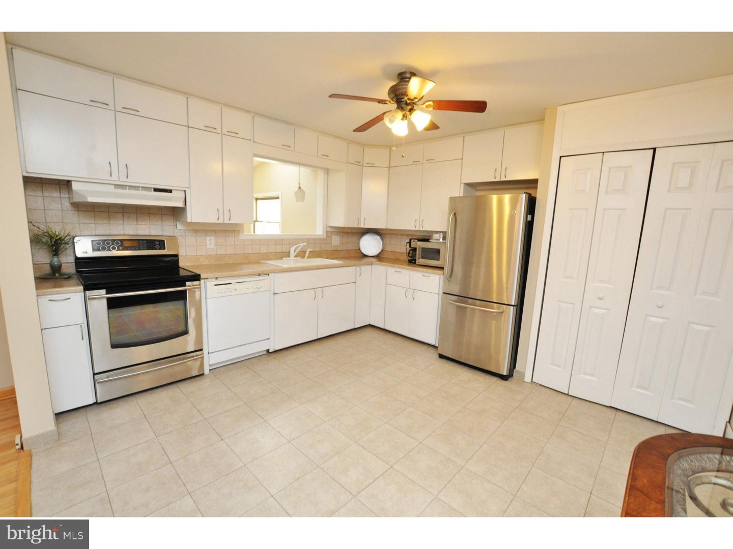 5124 Church Road Mount Laurel, NJ 08054 - Photo 8 of 22 Kitchen
