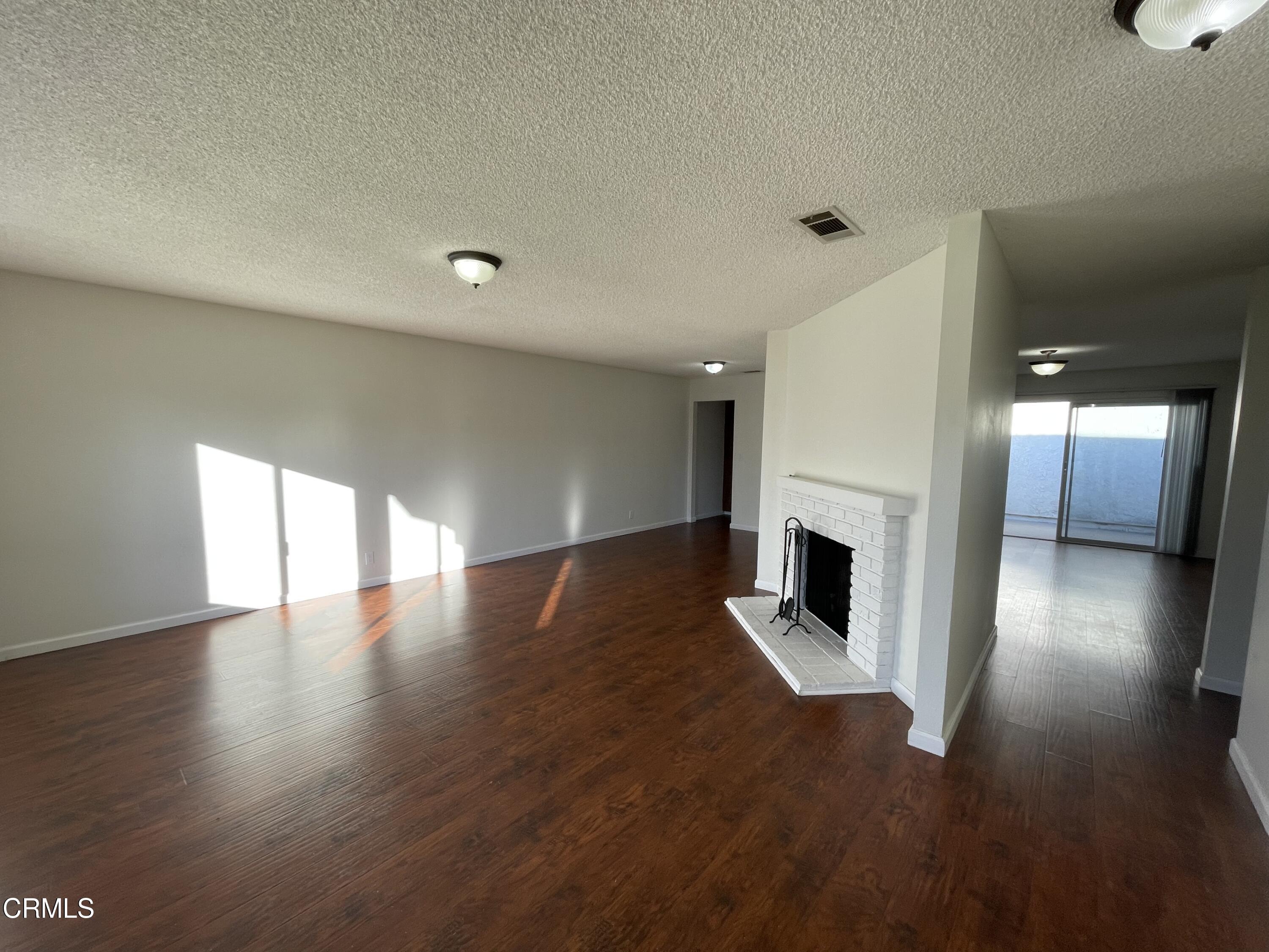 1820 Narrows Court Oxnard, CA 93035 - Photo 16 of 22 C6D30C20-699B-4A07-90D2-AC76C3F2A0E3