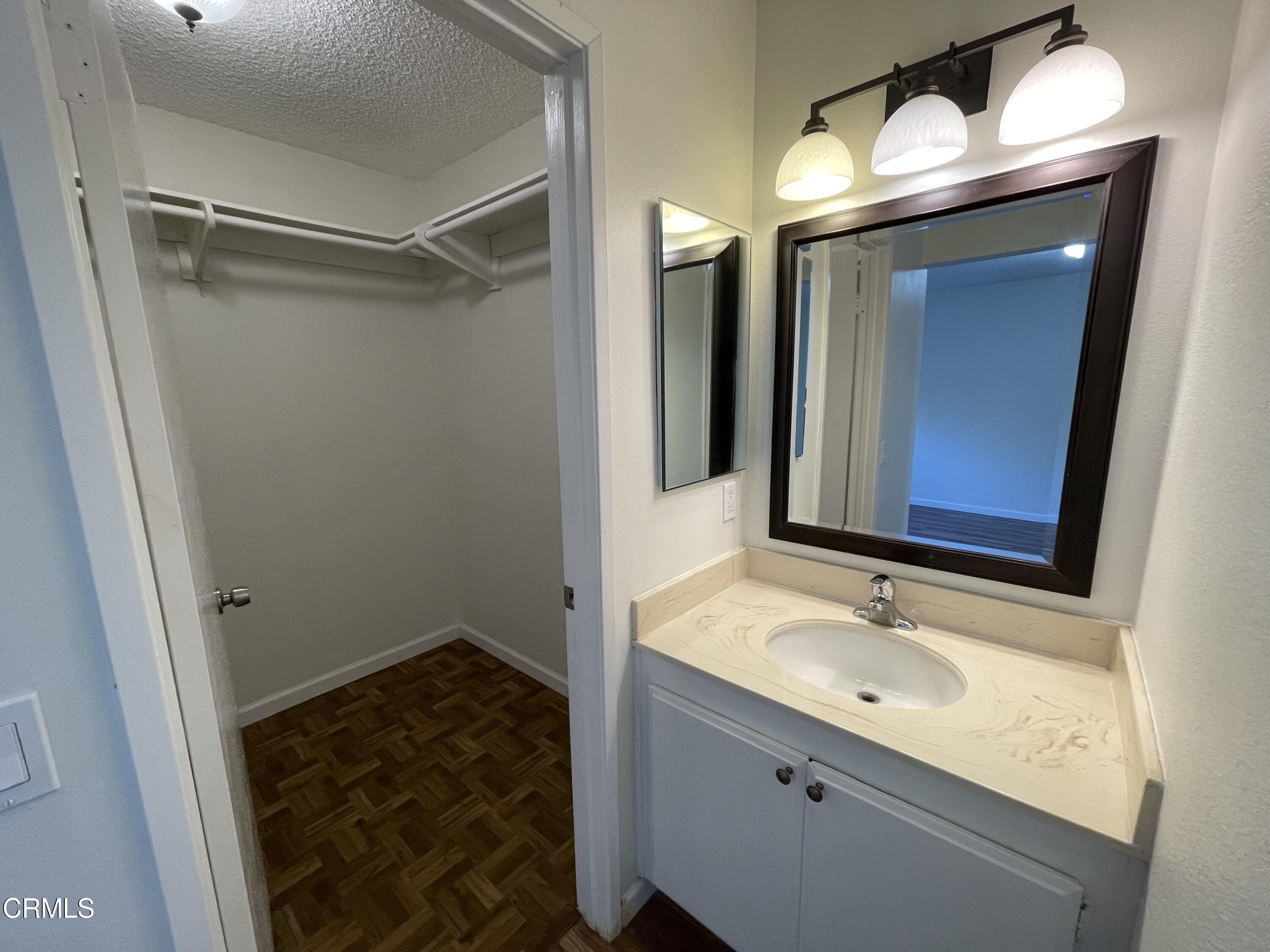 1820 Narrows Court Oxnard, CA 93035 - Photo 2 of 22 3D1A55D0-1991-42C7-BDD9-1D60AF51D9AC