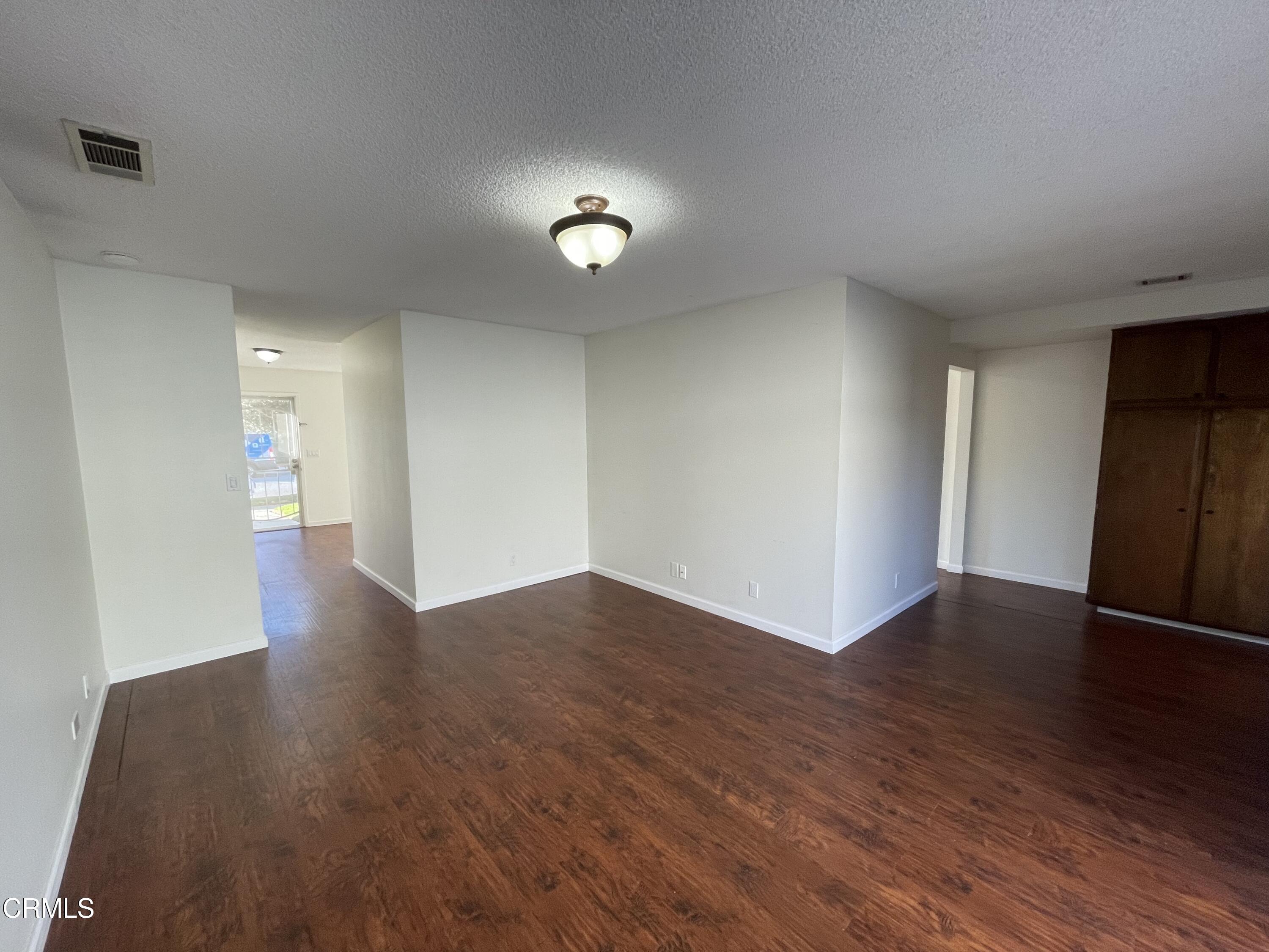 1820 Narrows Court Oxnard, CA 93035 - Photo 8 of 22 377C51BC-B7EF-4246-AEC6-5F8357D4DB2B