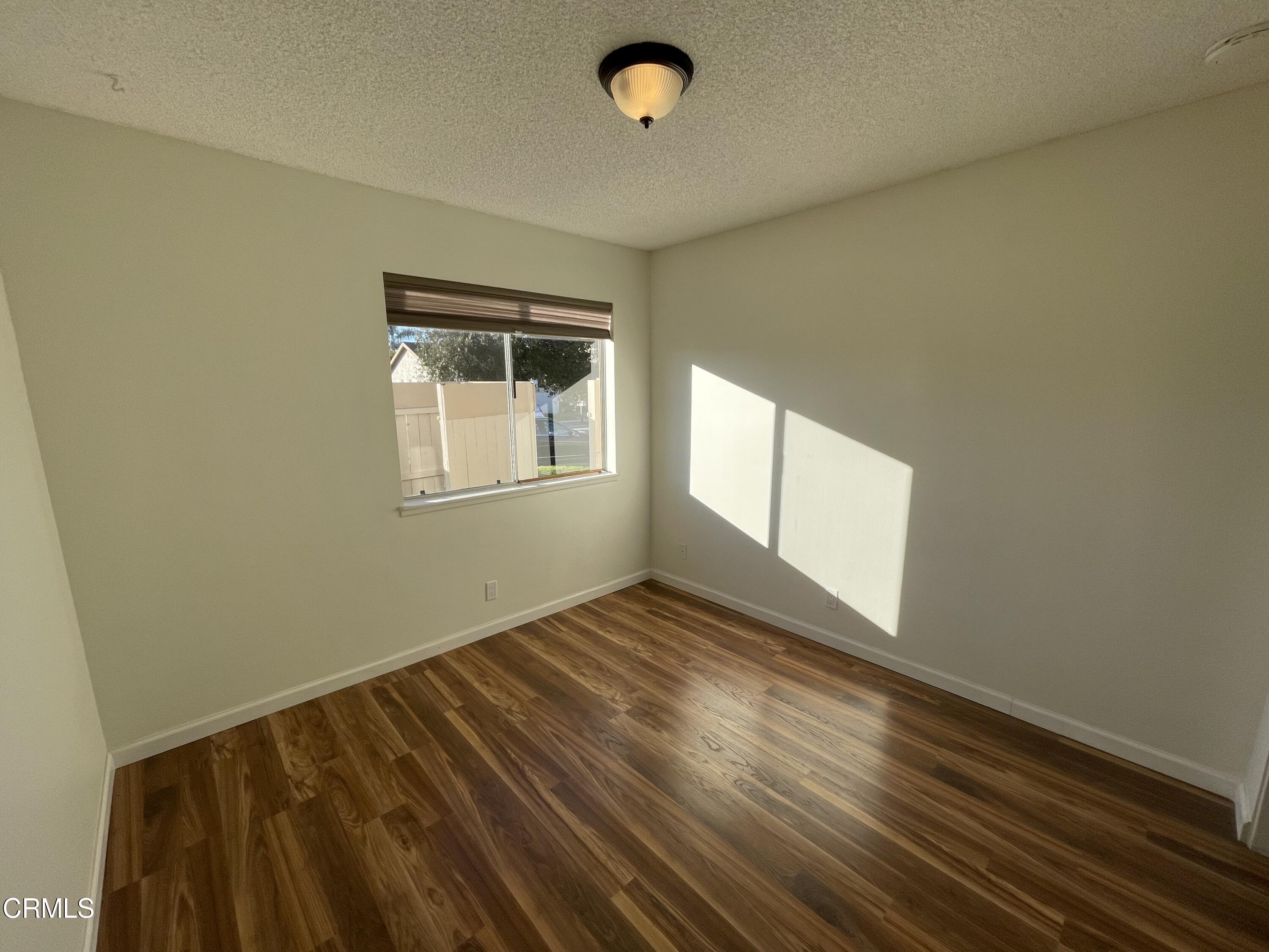 1820 Narrows Court Oxnard, CA 93035 - Photo 9 of 22 1755F95B-20E6-4D16-9ED0-C72ACCEB30AF