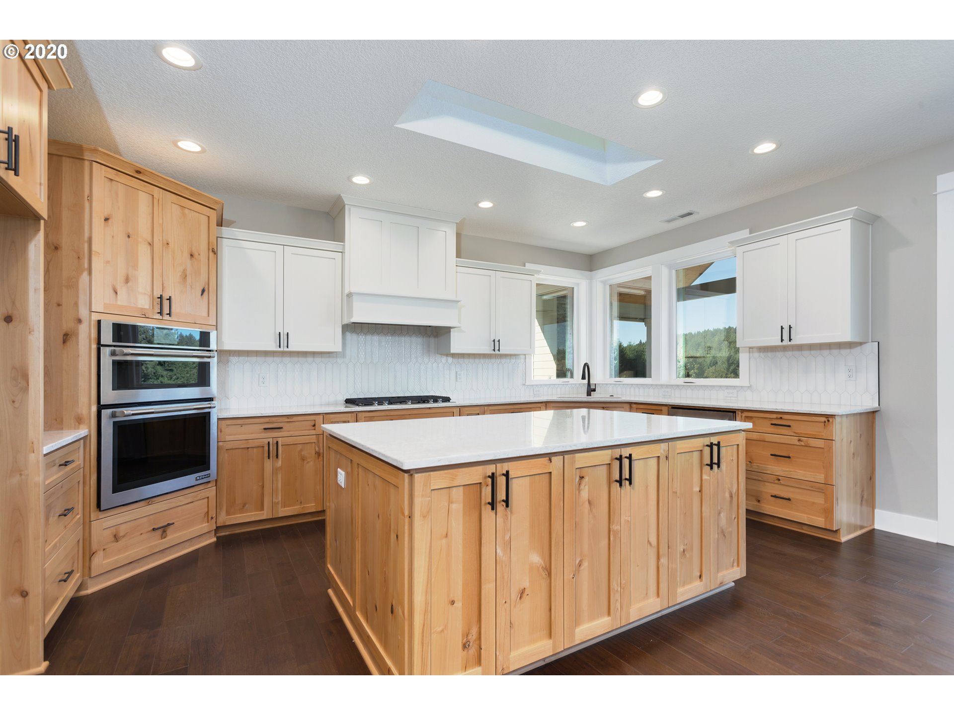 22844 Southwest Chapman Road Sherwood, OR 97140 - Photo 5 of 32 Gallery Image 5