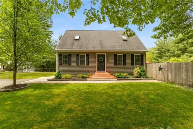 $600,000 | 19 Station Street, Wareham, MA 02571