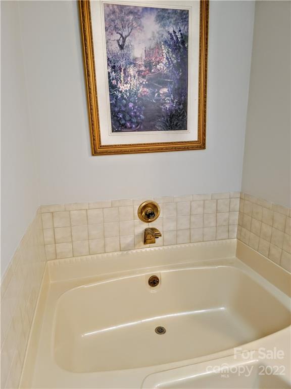 14815 Thomas Road Charlotte, NC 28278 - Photo 14 of 24 Gallery Image 14