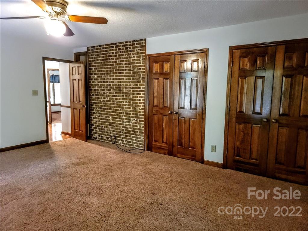 14815 Thomas Road Charlotte, NC 28278 - Photo 19 of 24 Gallery Image 19