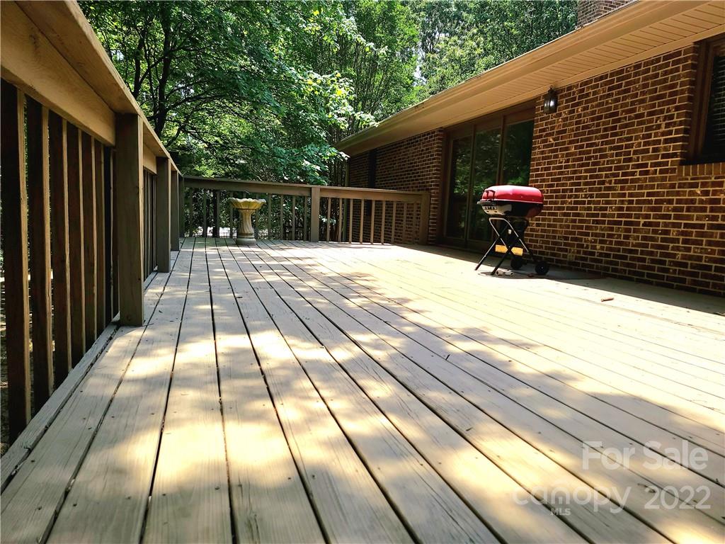 14815 Thomas Road Charlotte, NC 28278 - Photo 22 of 24 Gallery Image 22