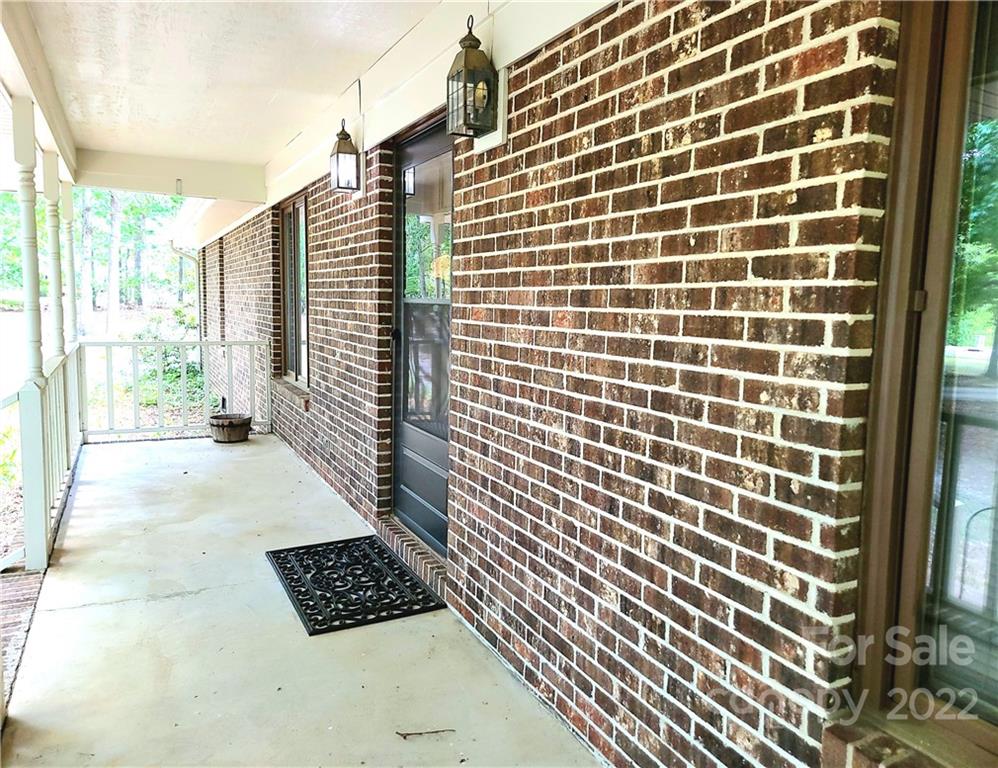 14815 Thomas Road Charlotte, NC 28278 - Photo 4 of 24 Gallery Image 4