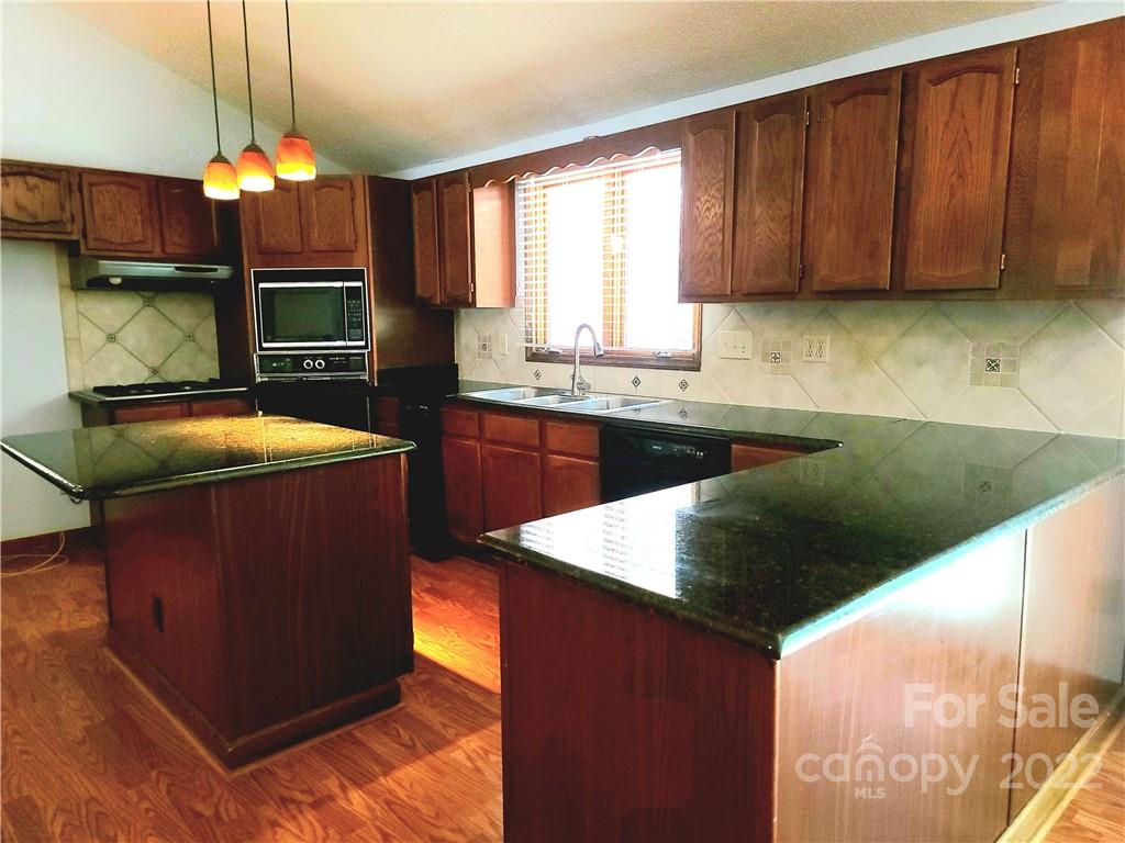 14815 Thomas Road Charlotte, NC 28278 - Photo 8 of 24 Gallery Image 8