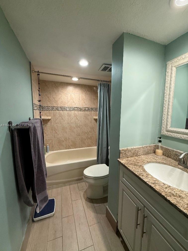 8019 Northwest 15th Manor, Unit 8019 Plantation, FL 33322 - Photo 16 of 21