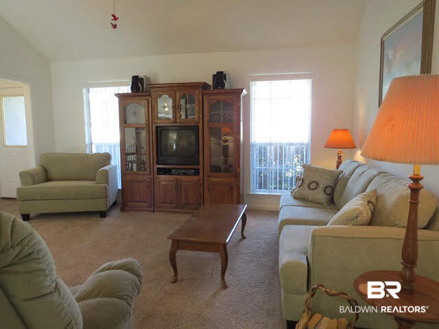 1801 South Bay Street Foley, AL 36535 - Photo 11 of 32 Family room