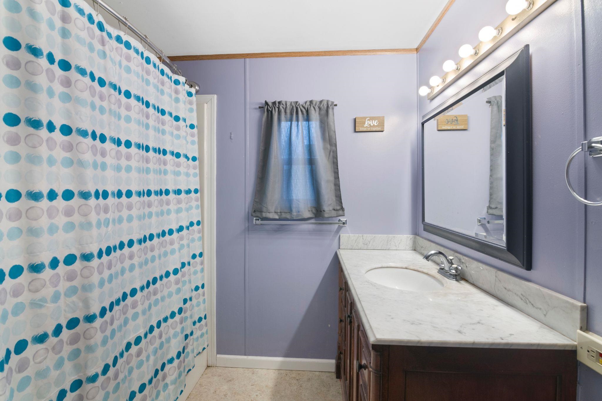 7 Robbins Street Hinsdale, NH 03451 - Photo 16 of 18