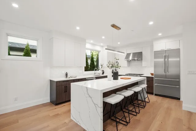 $2,899,000 | 956 Walnut Street, Unit 5, Newton, MA 02459