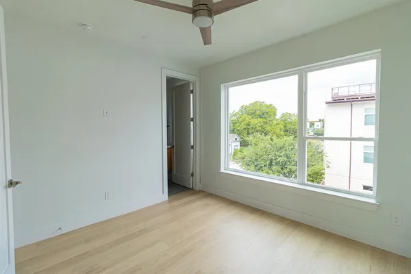 $3,200 | 4210 Roseland Avenue, Dallas, TX 75204