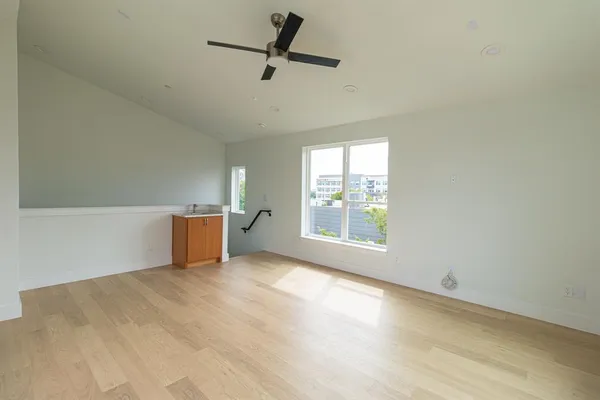 $3,200 | 4210 Roseland Avenue, Dallas, TX 75204