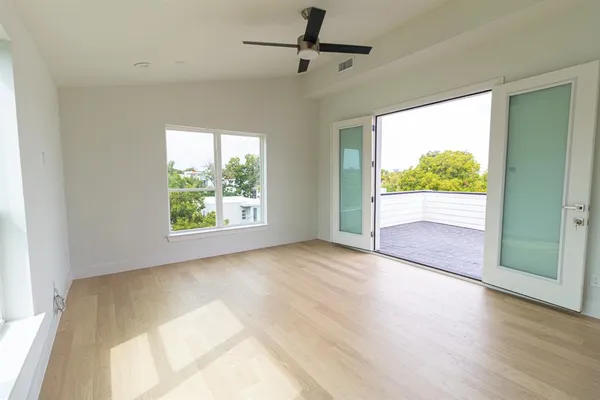 $3,200 | 4210 Roseland Avenue, Dallas, TX 75204