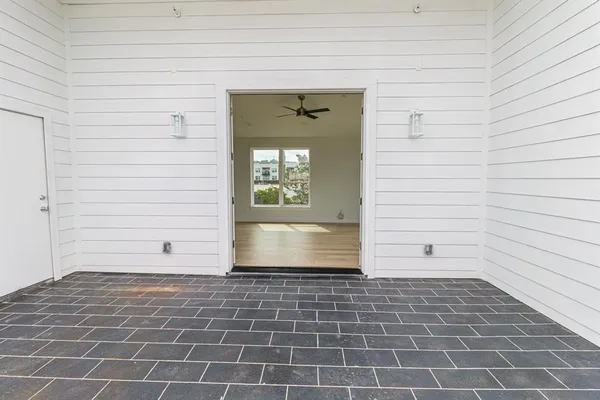 $3,200 | 4210 Roseland Avenue, Dallas, TX 75204