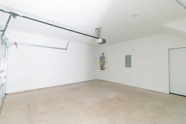 $3,200 | 4210 Roseland Avenue, Dallas, TX 75204