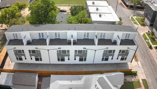 $3,200 | 4210 Roseland Avenue, Dallas, TX 75204