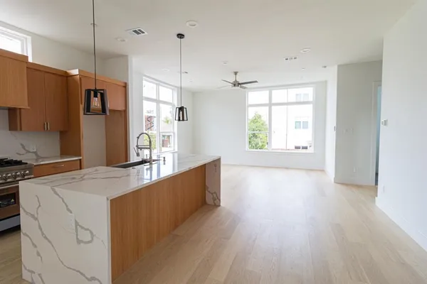 $3,200 | 4210 Roseland Avenue, Dallas, TX 75204