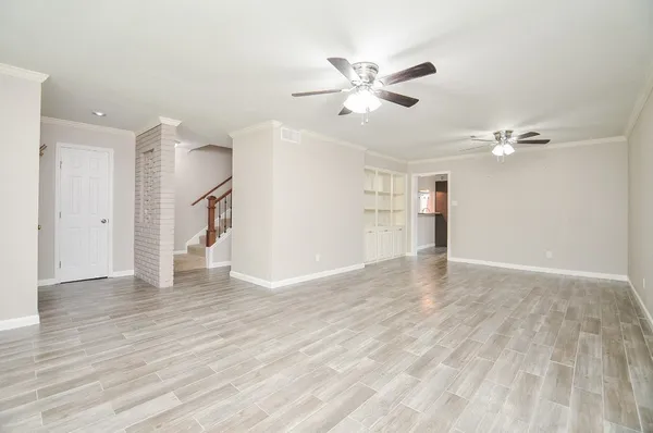 $2,550 | 13074 Trail Hollow Drive, Unit 3074, Houston, TX 77079