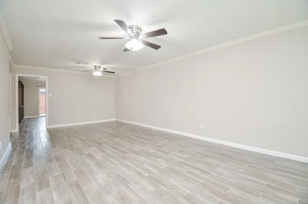 $2,550 | 13074 Trail Hollow Drive, Unit 3074, Houston, TX 77079