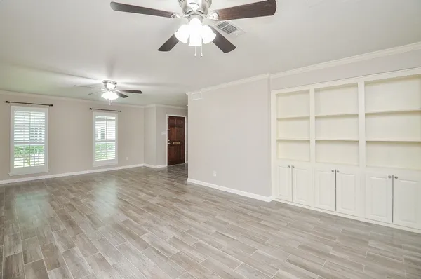 $2,550 | 13074 Trail Hollow Drive, Unit 3074, Houston, TX 77079