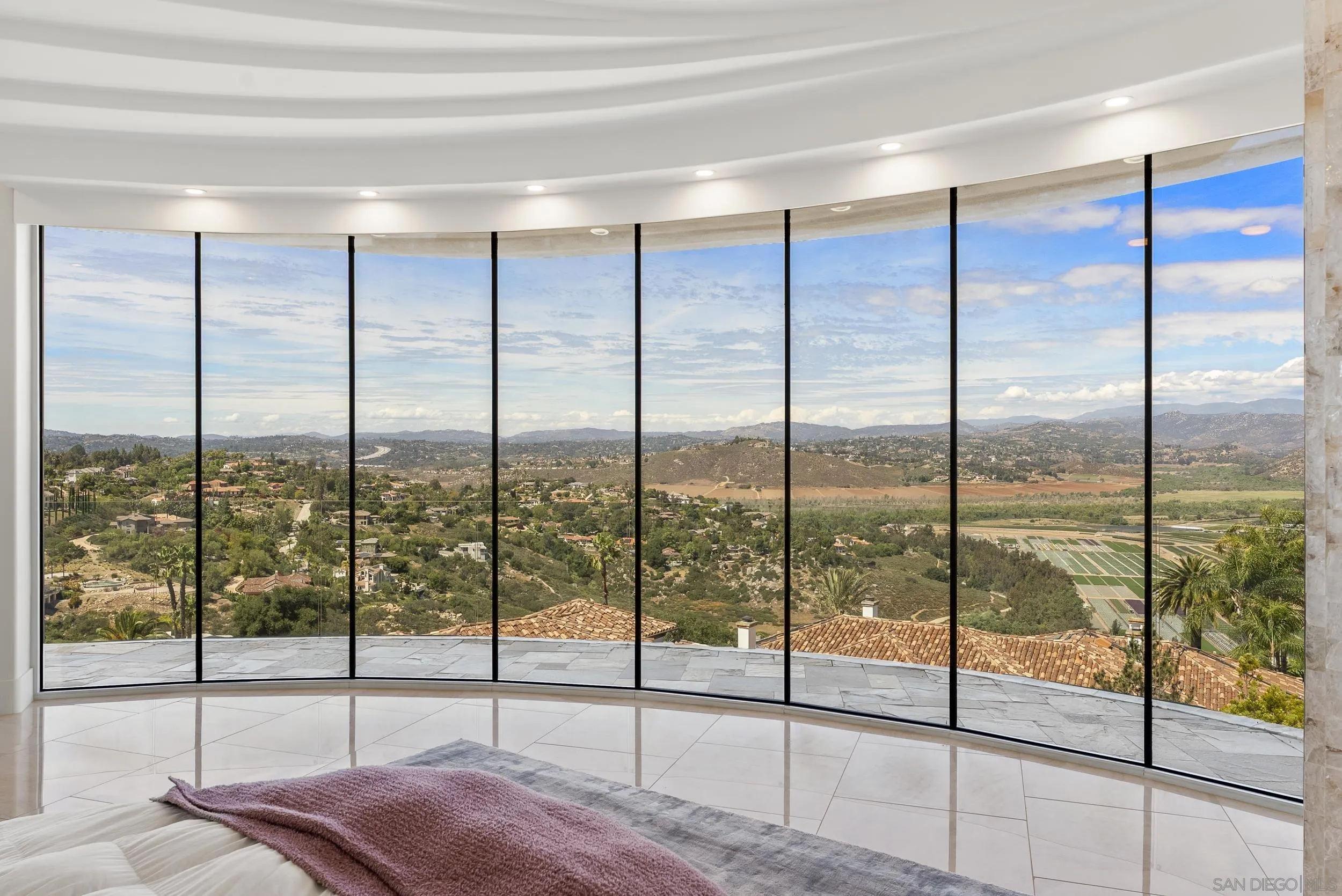 13220 Highlands Ranch Road Poway, CA 92064 - Photo 22 of 44 a view of a city from a living room