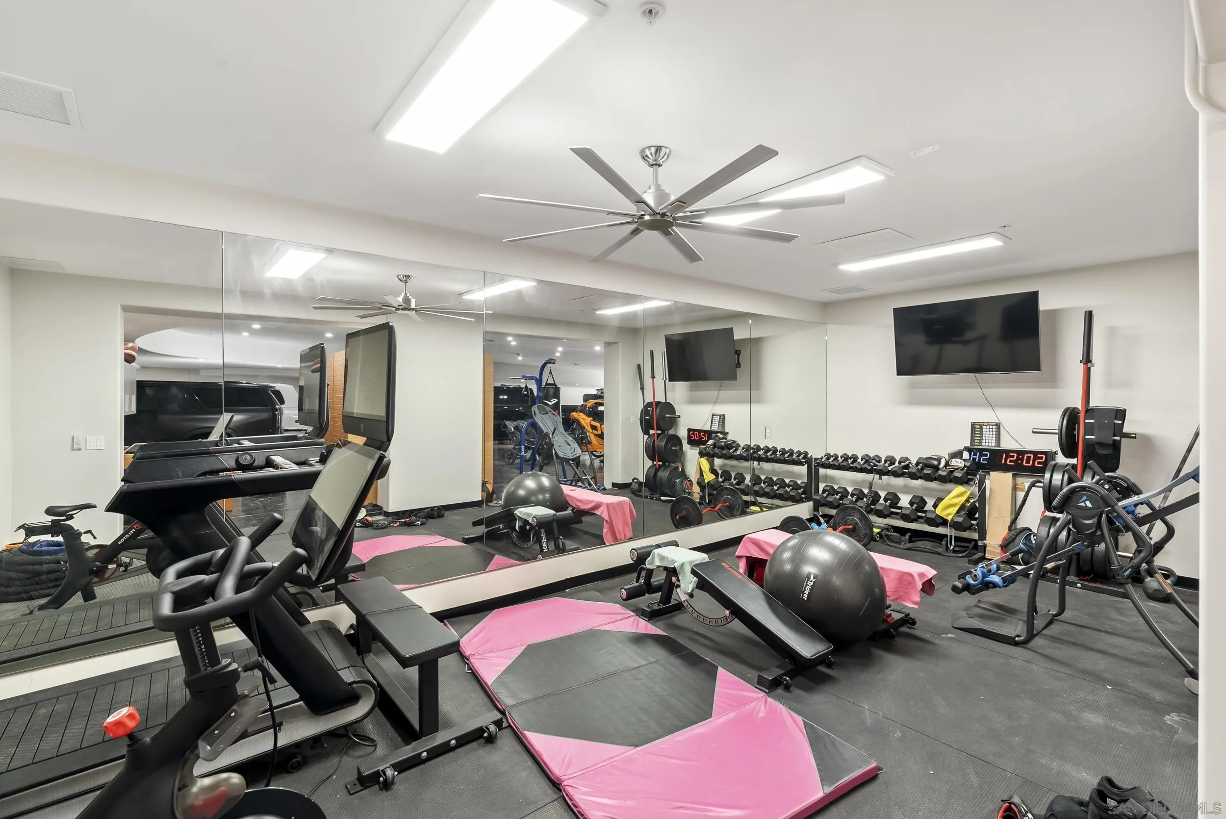 13220 Highlands Ranch Road Poway, CA 92064 - Photo 33 of 44 a view of a room with gym equipment