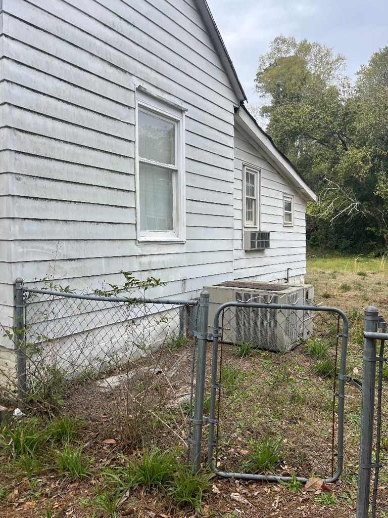 1 Peach Street Sumter, SC 29150 - Photo 3 of 9 Gallery Image 3