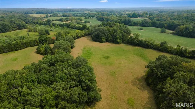 $569,900 | 192 Market Street, Millersville, MO 63766