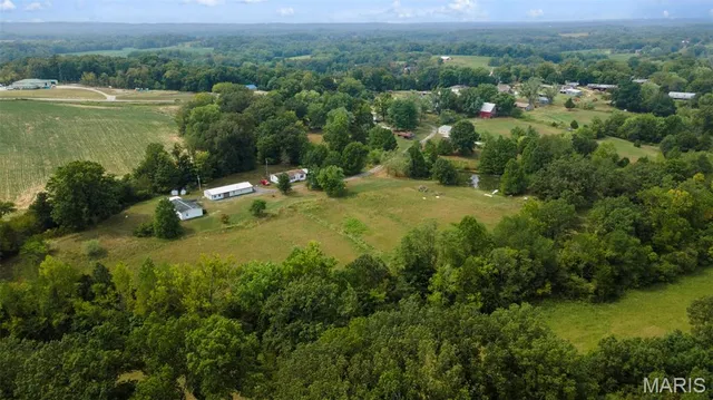 $569,900 | 192 Market Street, Millersville, MO 63766