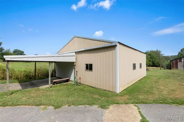 $569,900 | 192 Market Street, Millersville, MO 63766