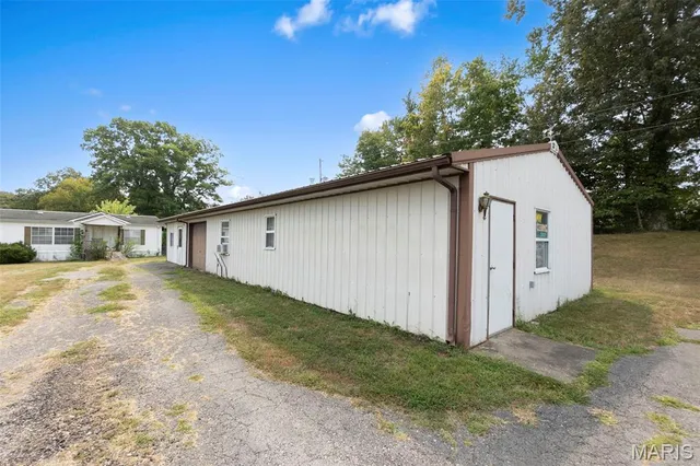 $569,900 | 192 Market Street, Millersville, MO 63766