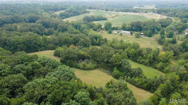 $569,900 | 192 Market Street, Millersville, MO 63766