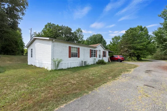 $569,900 | 192 Market Street, Millersville, MO 63766