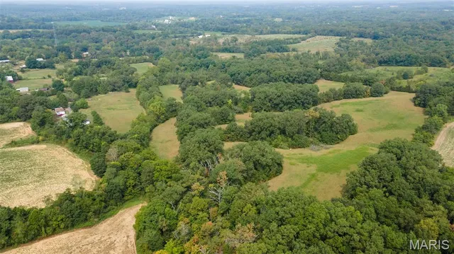 $569,900 | 192 Market Street, Millersville, MO 63766