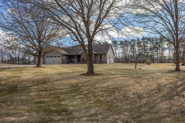$580,000 | W7941 Tulip Lane, Holland, WI 54636