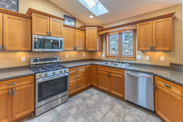 $580,000 | W7941 Tulip Lane, Holland, WI 54636