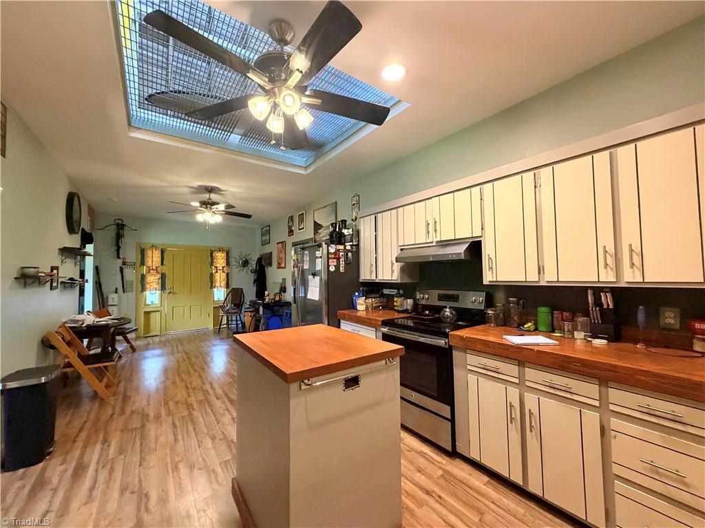 2668 Reedy Branch Road Purlear, NC 28665 - Photo 10 of 45