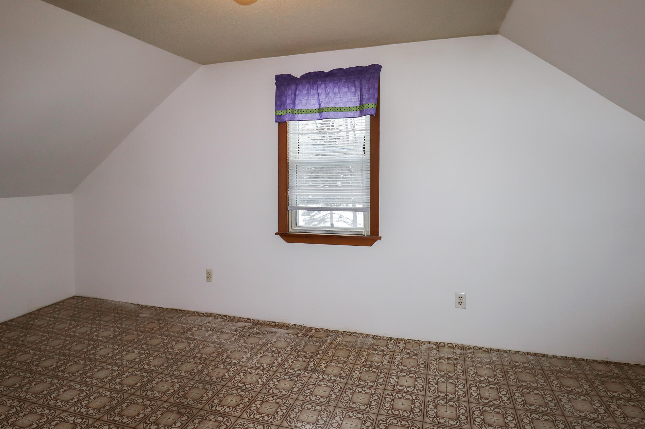 194 Roxbury Road Mexico, ME 04257 - Photo 21 of 35 IMG_9888