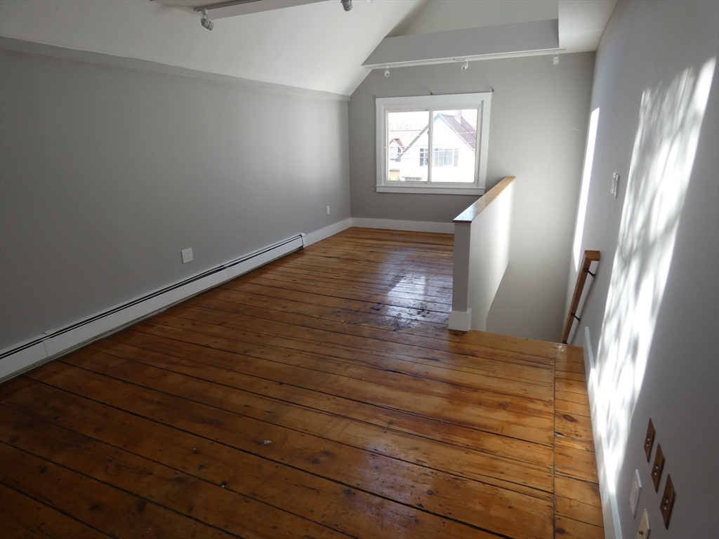 98 Maple Street, Unit 1 Gardner, MA 01440 - Photo 13 of 29