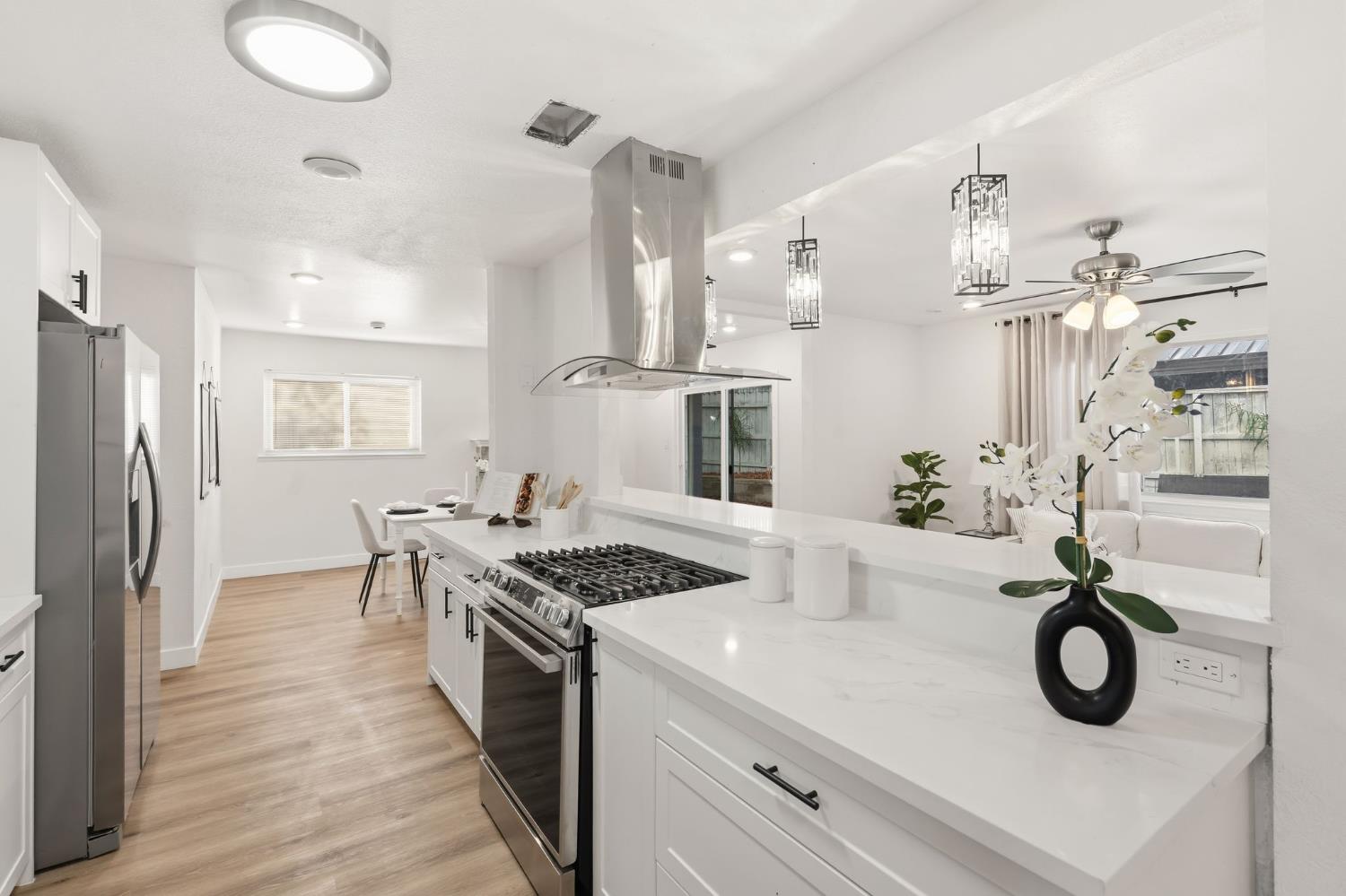 6004 Len Court Citrus Heights, CA 95621 - Photo 9 of 28