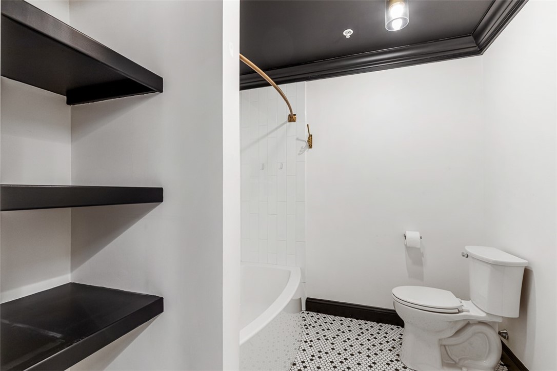 75 Eagle Street, Unit 2D Providence, RI 02909 - Photo 26 of 36 Bathroom