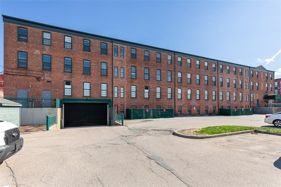 75 Eagle Street, Unit 2D Providence, RI 02909 - Photo 35 of 36