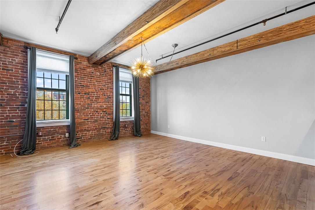 75 Eagle Street, Unit 2D Providence, RI 02909 - Photo 4 of 36 Living/Dining Area