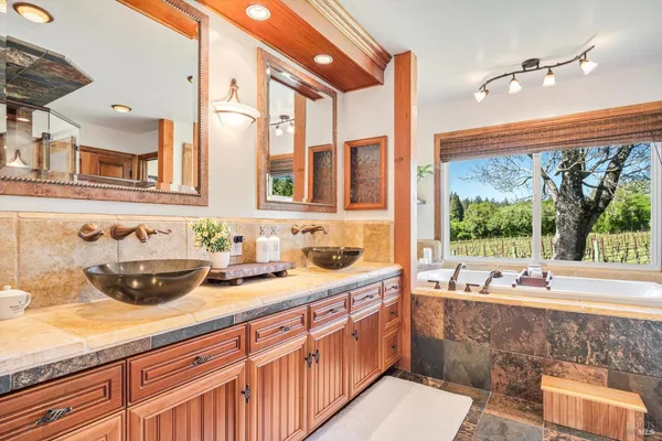 $3,500,000 | 4630 Maddocks Road, Sebastopol, CA 95472