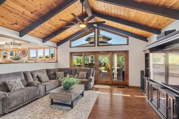$3,500,000 | 4630 Maddocks Road, Sebastopol, CA 95472